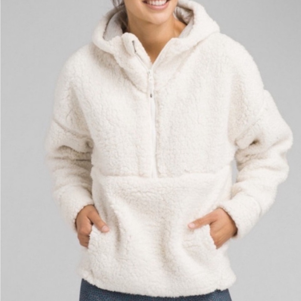 Prana Sherpa Size M